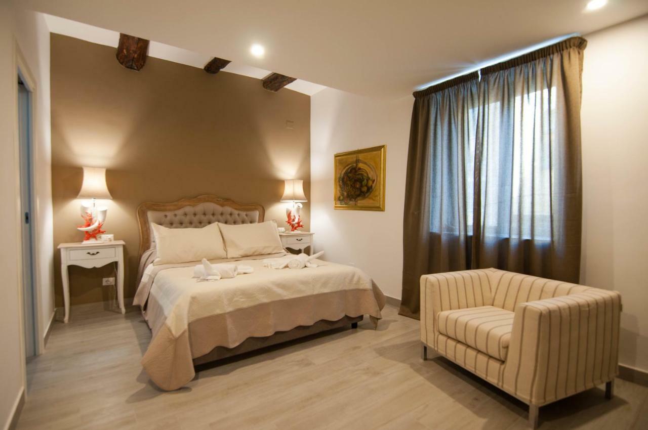 Relais Bijoux Napoli Hotel Ngoại thất bức ảnh